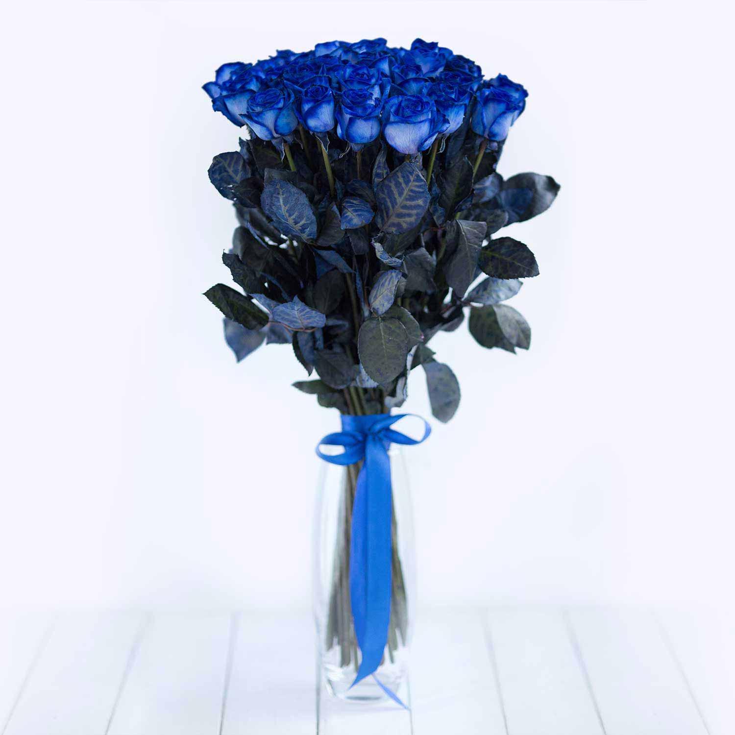 Букет из 23 синих роз